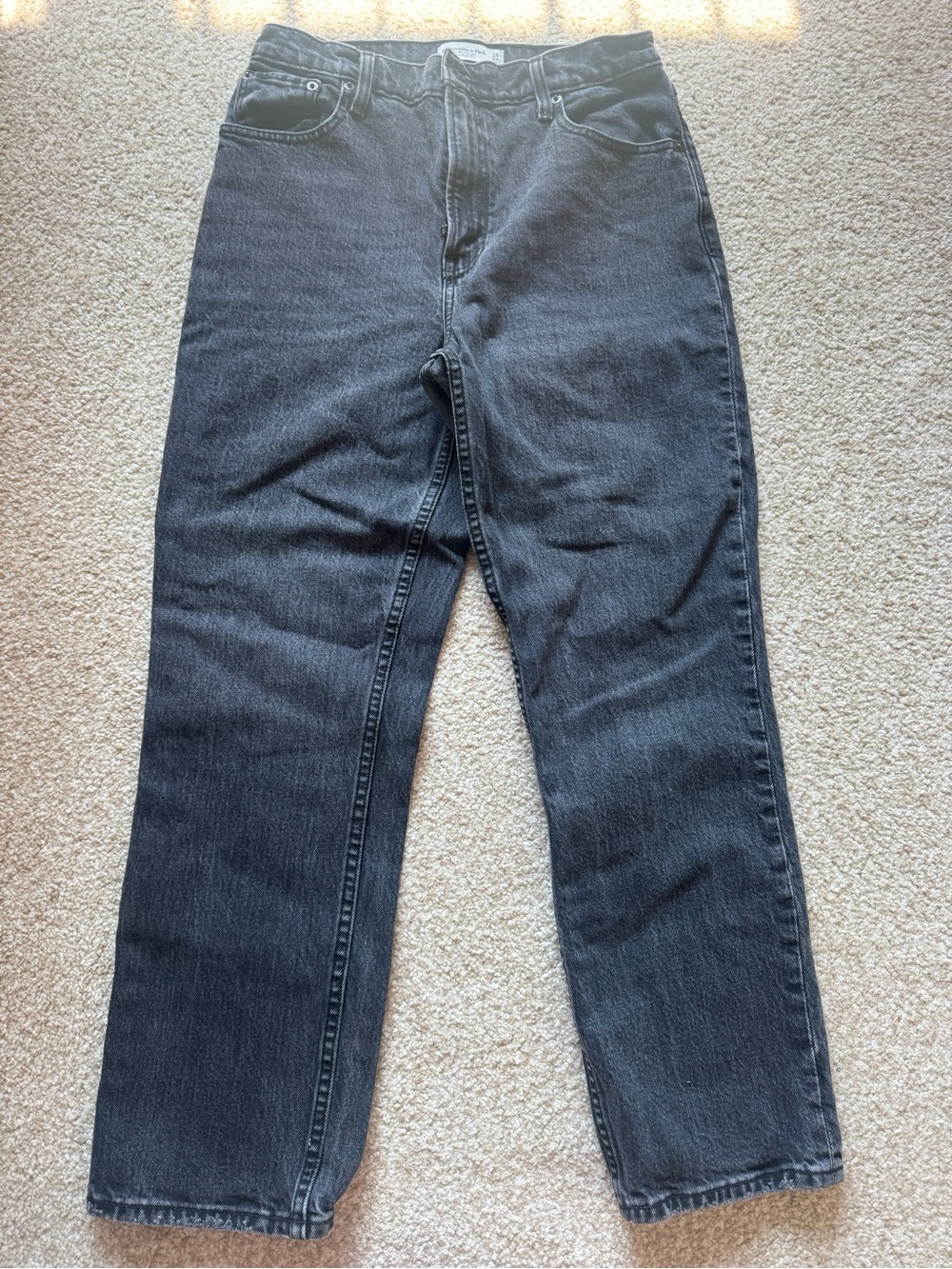 Abercrombie 90s straight ultra high rise Jean